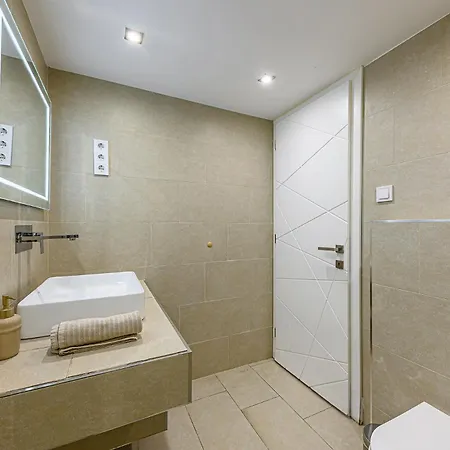 St Stephen Luxury شقة بودابست
