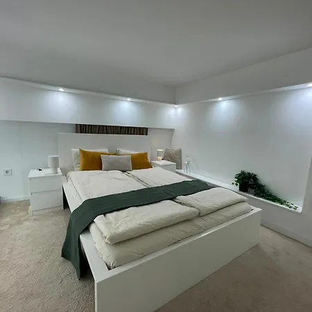 Boutique Stay Loft Near Nyugati 아파트